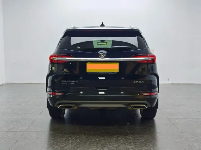 Buick Enclave — Фото автомобиля 6