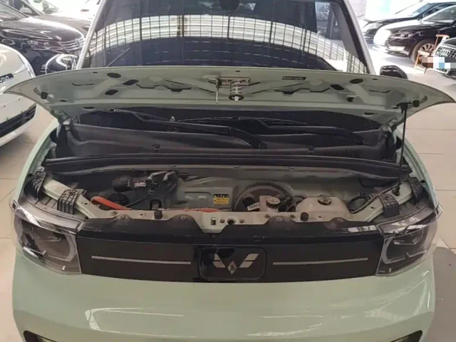 Wuling Hongguang Mini EV — Фото автомобиля 19