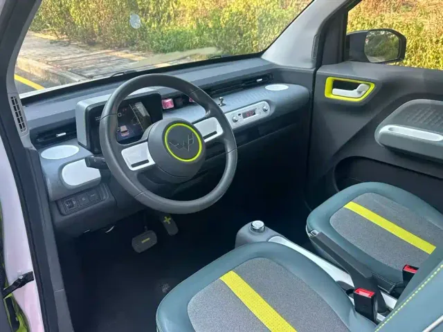 Wuling Hongguang Mini EV — Фото автомобиля 7