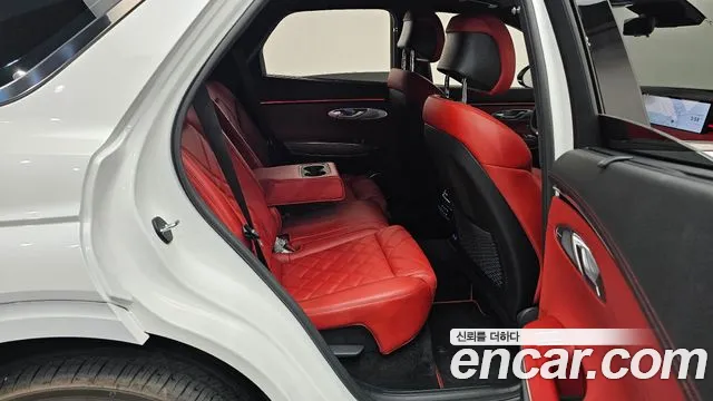 Genesis GV70 3.5T Бензин AWD — Фото автомобиля 9