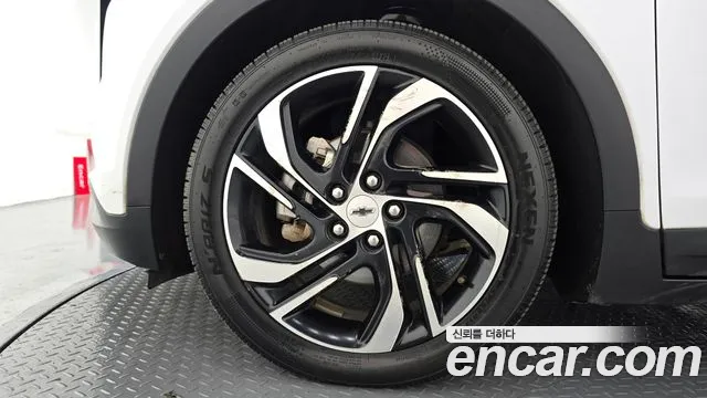 Chevrolet Bolt EV — Фото автомобиля 5