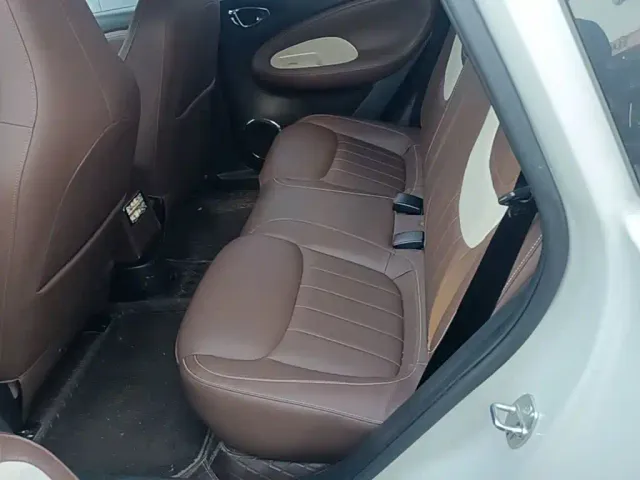 Wuling Bingo — Фото автомобиля 16