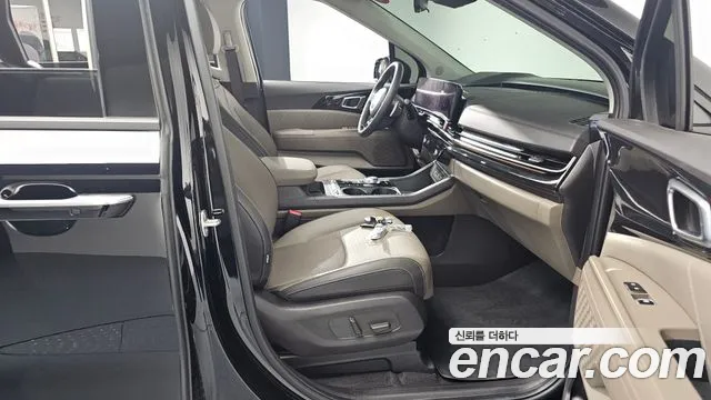 Kia Carnival Generation 4 — Фото автомобиля 11
