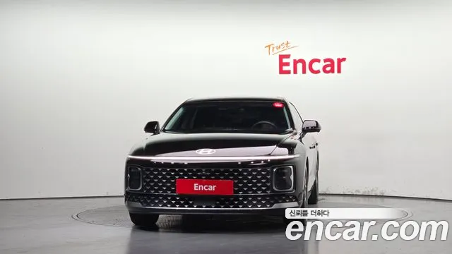 Hyundai Grandeur Grandeur (GN7) 2.5 Бензин 2WD — Фото автомобиля 3