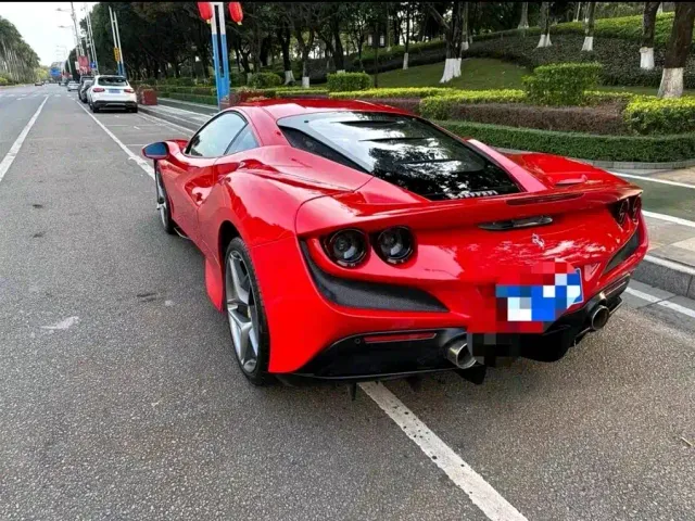 Ferrari F8 — Фото автомобиля 5