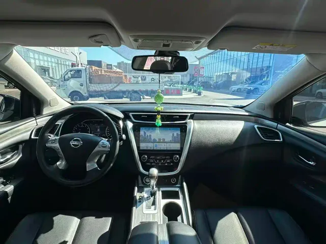 Nissan Murano — Фото автомобиля 5