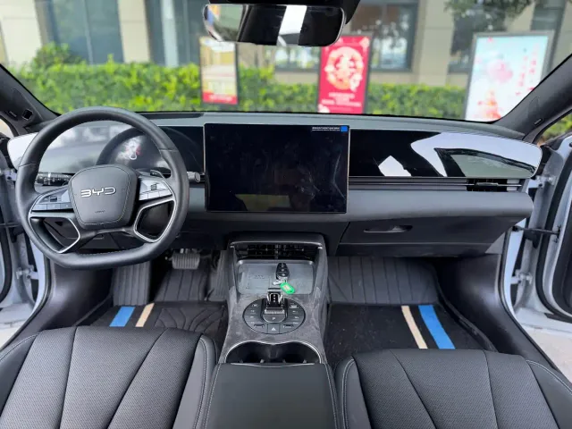 BYD Seal — Фото автомобиля 6