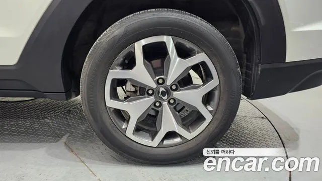 KG_Mobility_Ssangyong Torres Бензин 1.5 2WD — Фото автомобиля 4