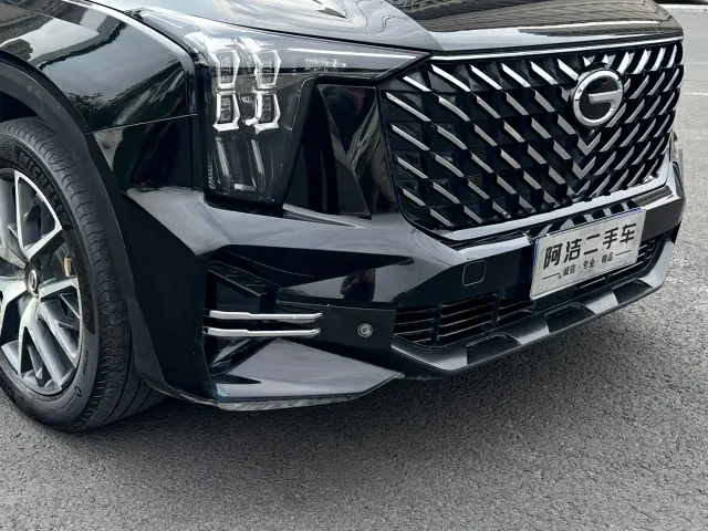 GAC Trumpchi GS8 — Фото автомобиля 30