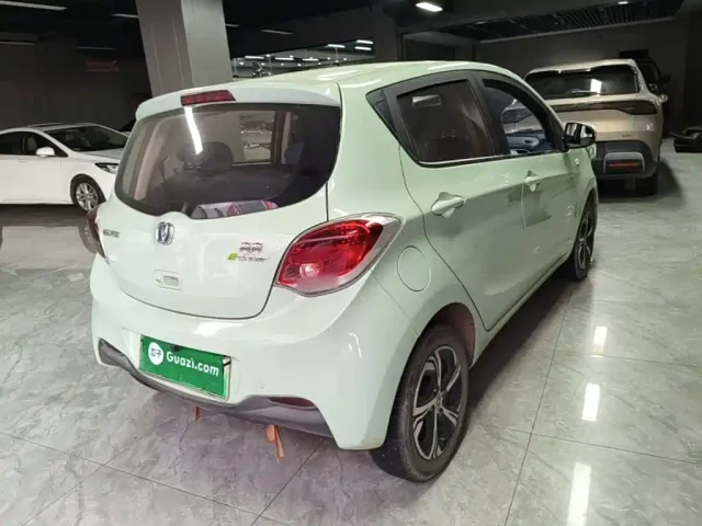 Changan Benben E-Star — Фото автомобиля 6