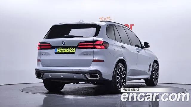 BMW X5 xDrive 40i M Sport — Фото автомобиля 2