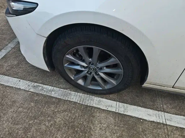 Mazda Axela — Фото автомобиля 22