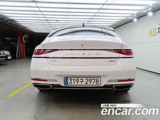 Genesis G90 Бензин 3.5 турбо AWD — Фото автомобиля 3