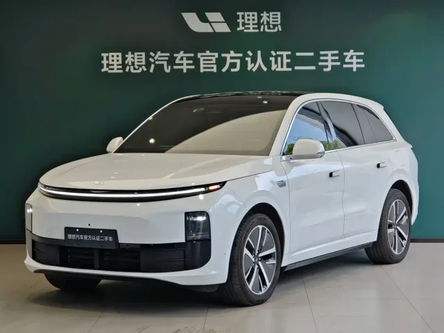 Фотография автомобиля — Li Auto L6