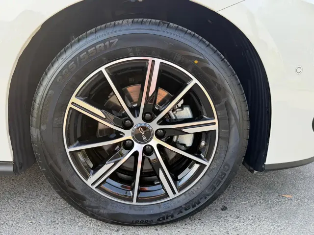 BYD Seal 06 — Фото автомобиля 21
