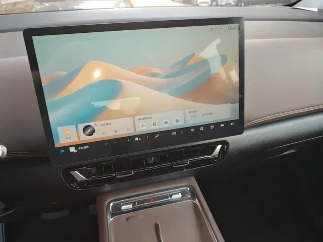 Wuling Starlight 730 — Фото автомобиля 12