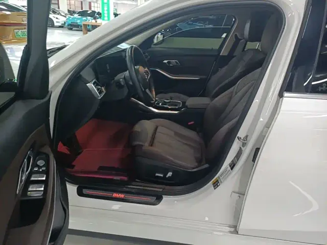 BMW i3 — Фото автомобиля 14