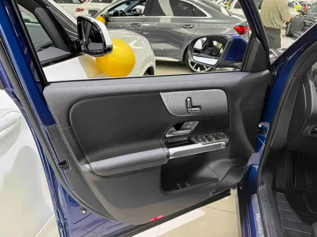 Mercedes-Benz GLB-Class — Фото автомобиля 6