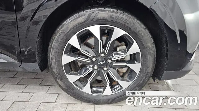 Kia Canival Carnival 4 поколение 9 мест Prestige — Фото автомобиля 21