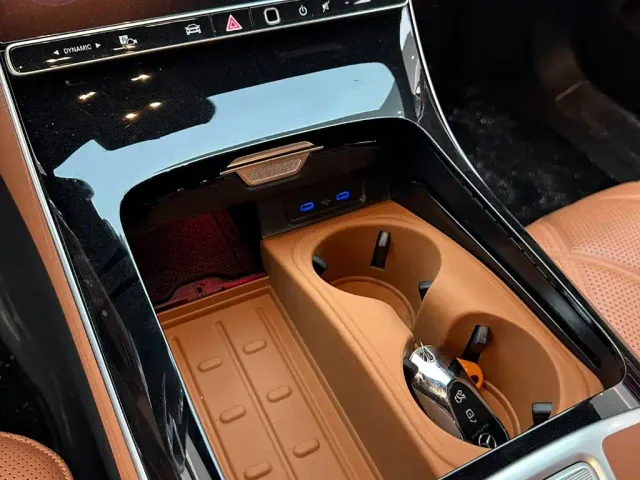 Mercedes-Benz Maybach S-Class — Фото автомобиля 17
