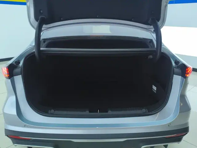 Geely Galaxy L6 — Фото автомобиля 4