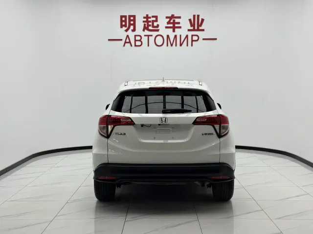 Honda Vezel — Фото автомобиля 10