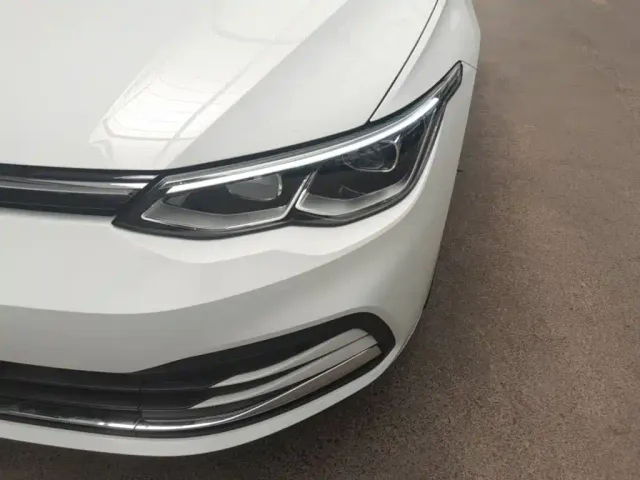 Volkswagen Golf — Фото автомобиля 19