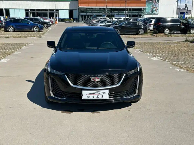 Cadillac CT5 — Фото автомобиля 2