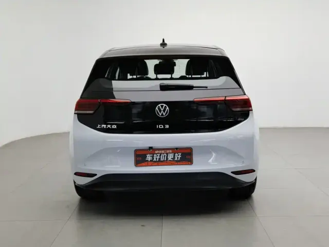 Volkswagen Volkswagen ID.3 2023 Upgraded Pure Intelligence Edition — Фото автомобиля 4