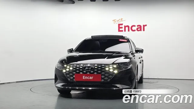 Hyundai Grandeur Новый Grandeur IG — Фото автомобиля 3