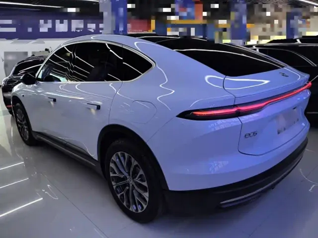 Nio EC6 — Фото автомобиля 4