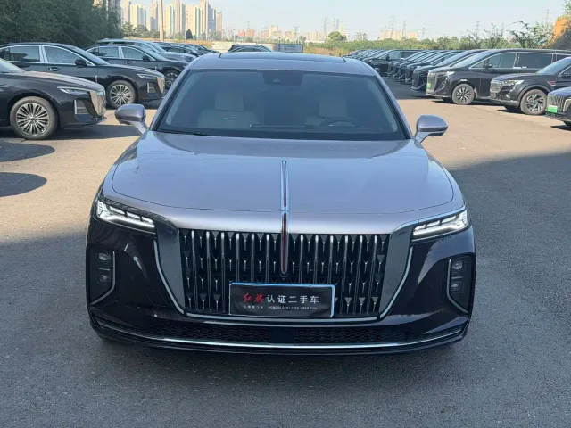 Hongqi H9 — Фото автомобиля 3