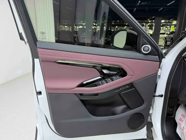Land Rover Range Rover Evoque — Фото автомобиля 6