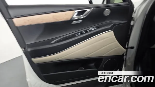 Genesis GV80 2.5T Бензин AWD — Фото автомобиля 20