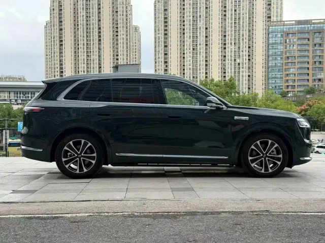 Aito M7 — Фото автомобиля 8