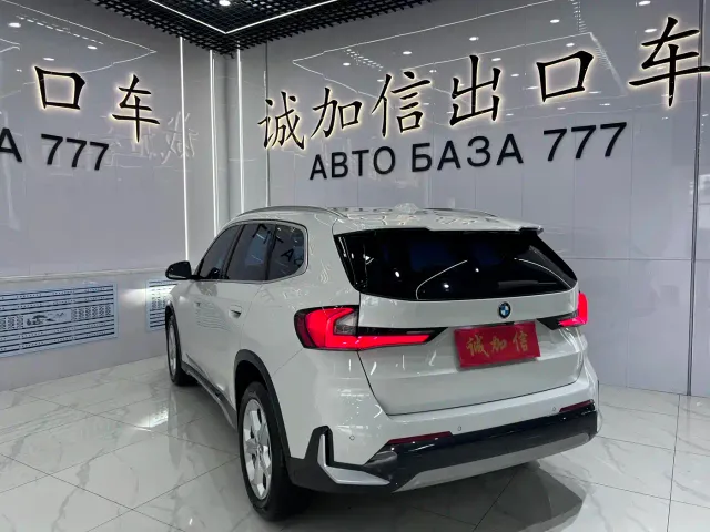 BMW X1 — Фото автомобиля 6