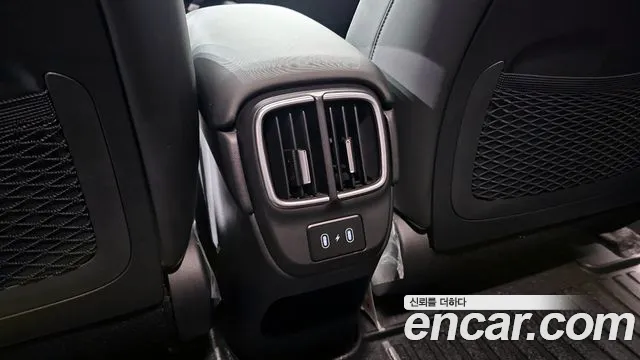 Hyundai Ioniq 6 — Фото автомобиля 30