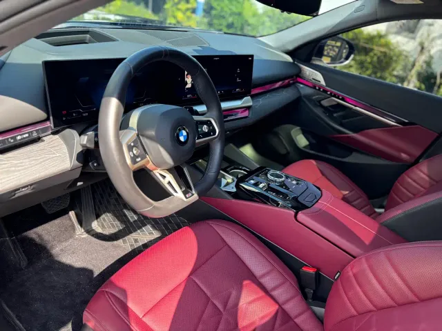 BMW 5 Series — Фото автомобиля 8