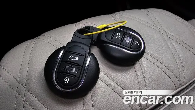 Mini Cooper — Фото автомобиля 26