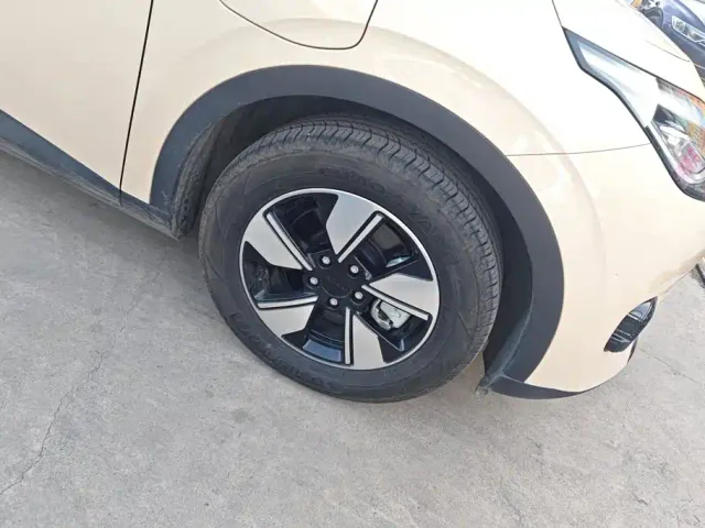 GAC Aion UT — Фото автомобиля 6