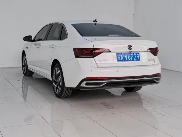 Volkswagen Sagitar — Фото автомобиля 4