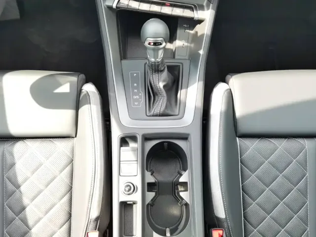 Audi Q3 — Фото автомобиля 16
