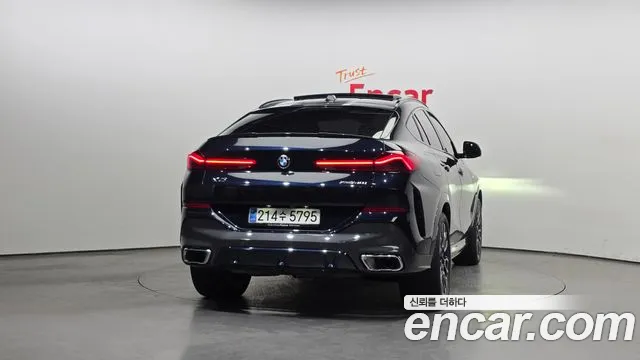 BMW X6 xDrive40i M Sport — Фото автомобиля 4