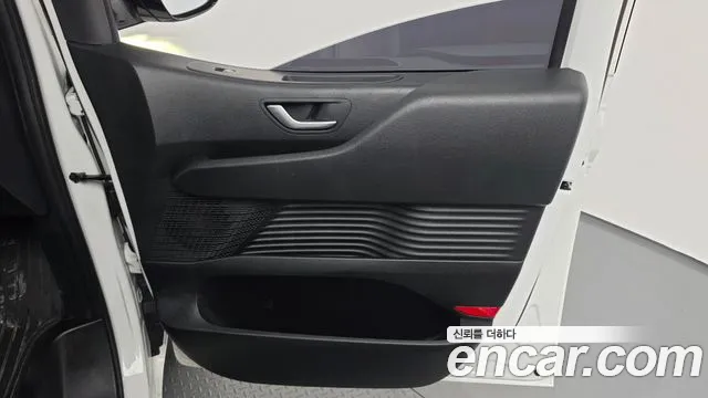 Hyundai Staria — Фото автомобиля 13