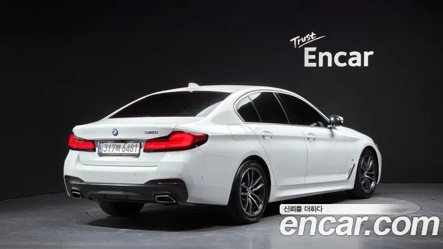 BMW 5-Series — Фото автомобиля 2
