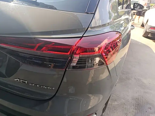 Audi Q4 e-tron — Фото автомобиля 7