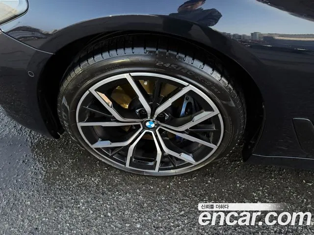 BMW 5-Series — Фото автомобиля 11