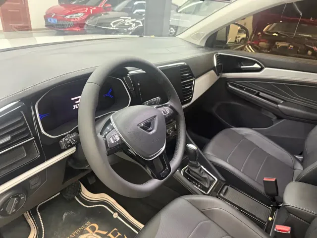 Jetta VS7 — Фото автомобиля 9
