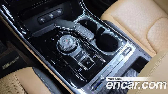 Kia Canival Carnival 4 поколение Бензин 9 мест Noblesse — Фото автомобиля 9