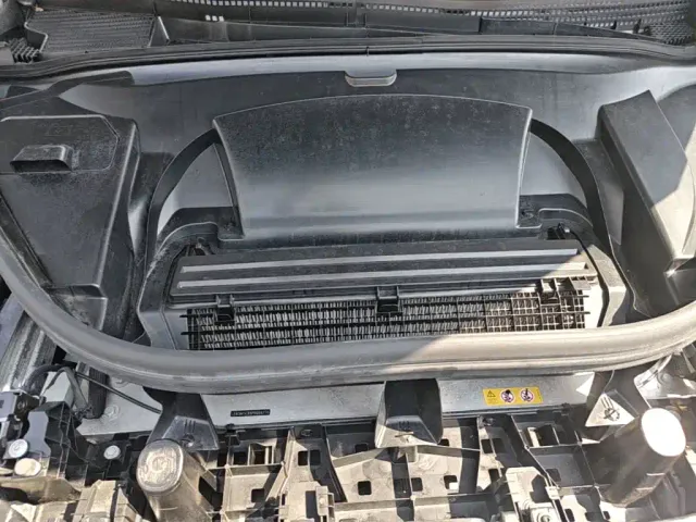 Mercedes-Benz EQE SUV — Фото автомобиля 19